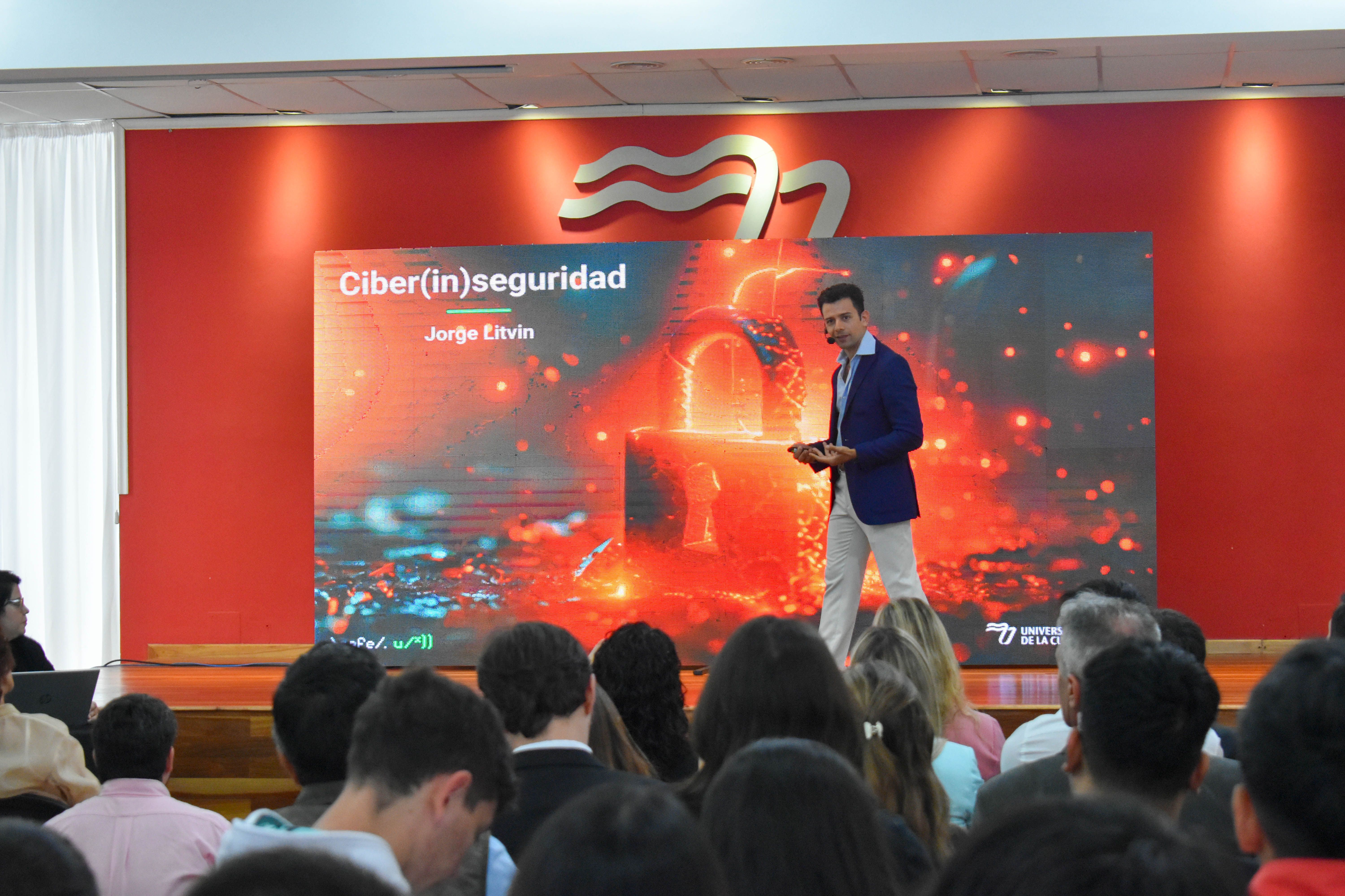 Ciberseguridad, talento e innovación: así se vivió el Summit UCP 2025