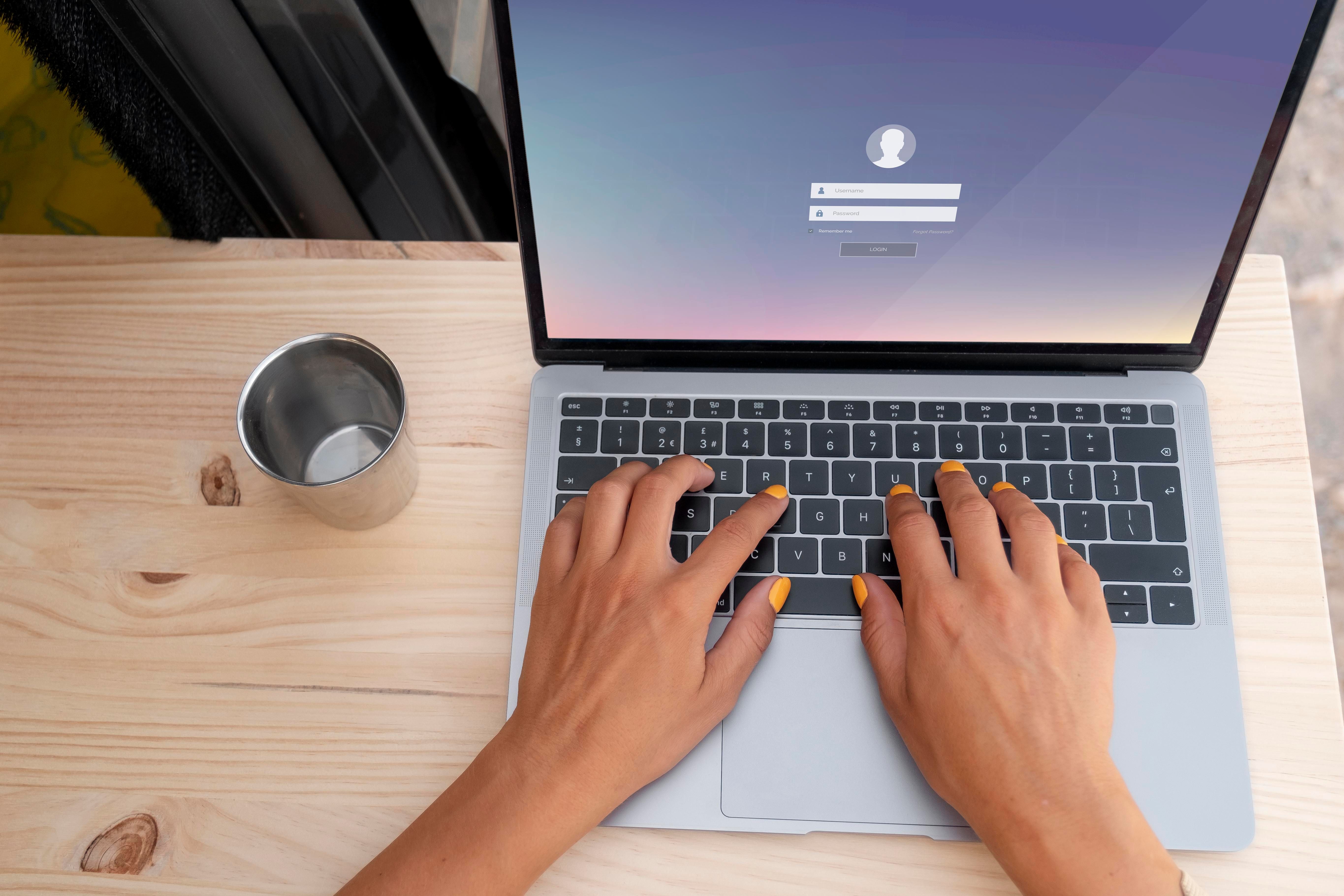 🔓 ¿Tus contraseñas están exponiendo tu negocio sin que lo sepas?