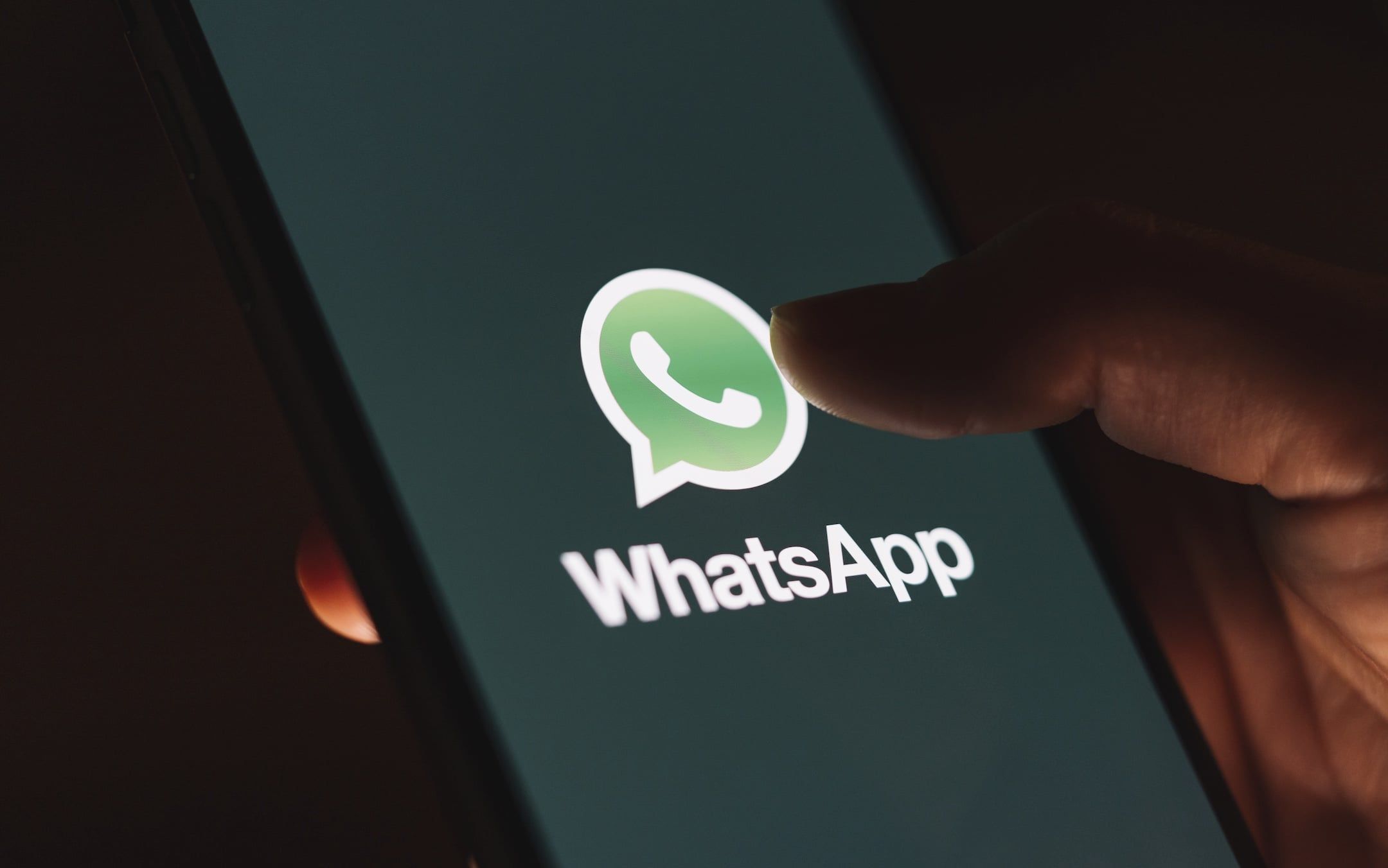 ¿Qué hacer si alguien accedió a mi WhatsApp?